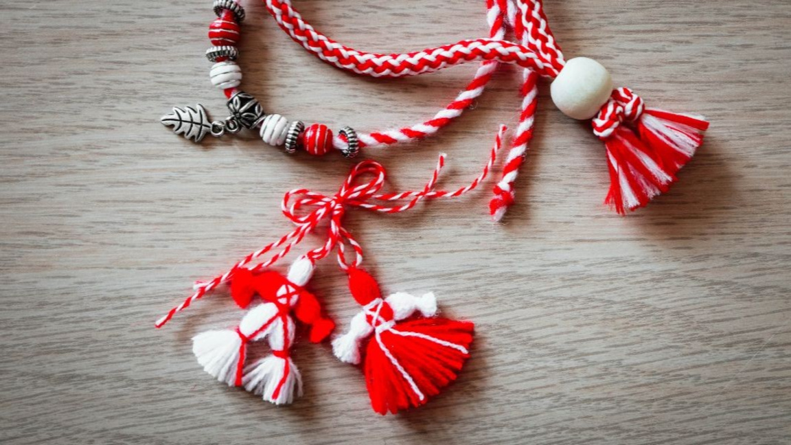 Работилница за мартеници...