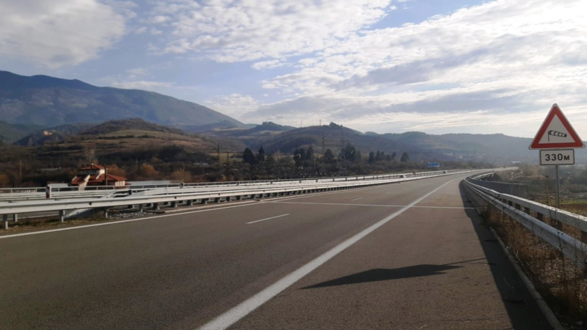 Заради обследване на асфалта променят дв...