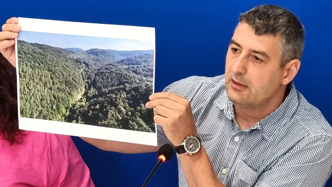 Ще има ли "180 футболни игрища" фотоволт...