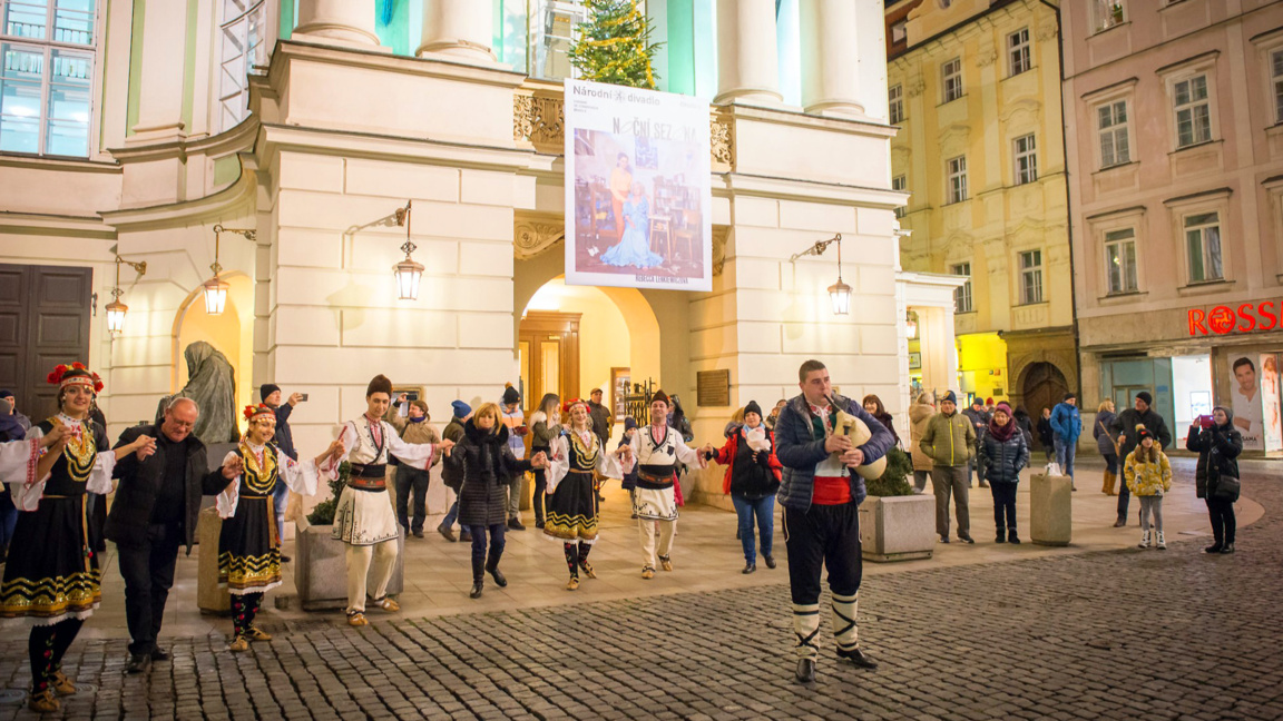 Български "Коледни тайнства" завладяват сърцето на Прага