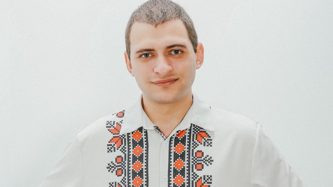 Денис Махуров представи нов запис на оби...