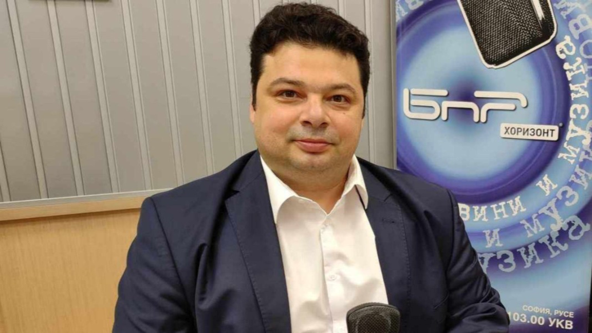 Кабинетът “Желязков“ остава на власт, ак...