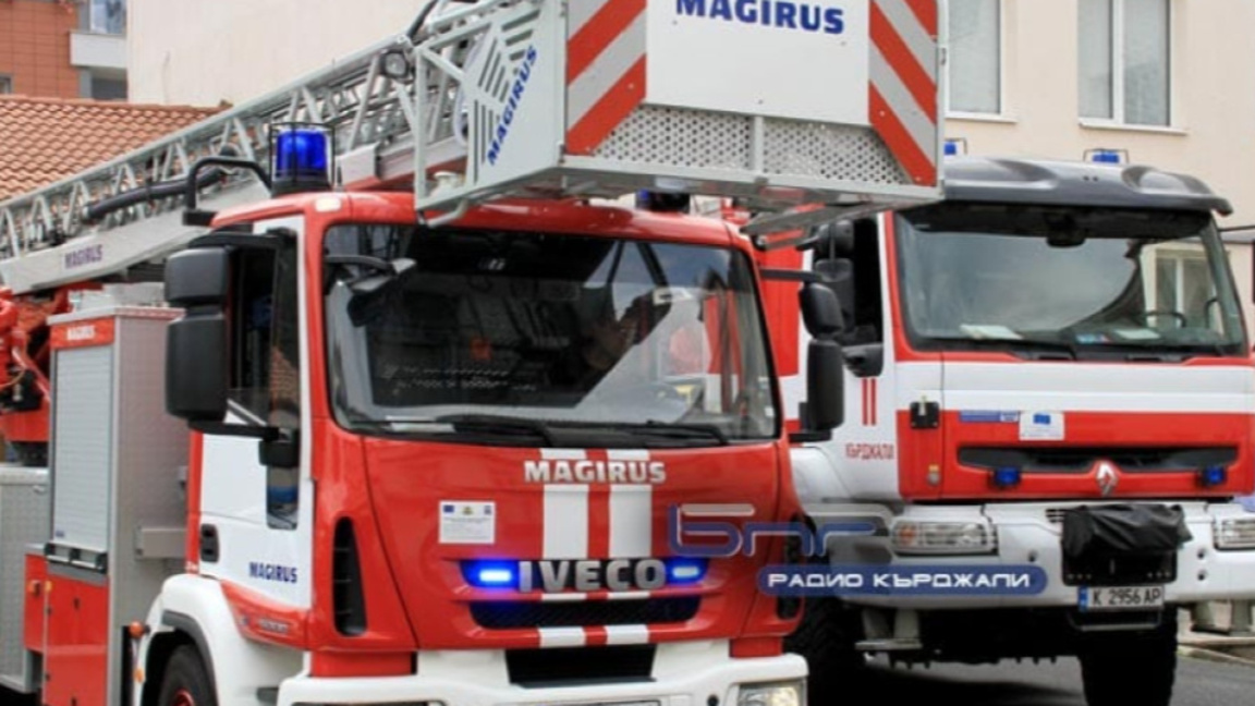 Пожарната в Кърджали със съвети към гражданите заради силния вятър