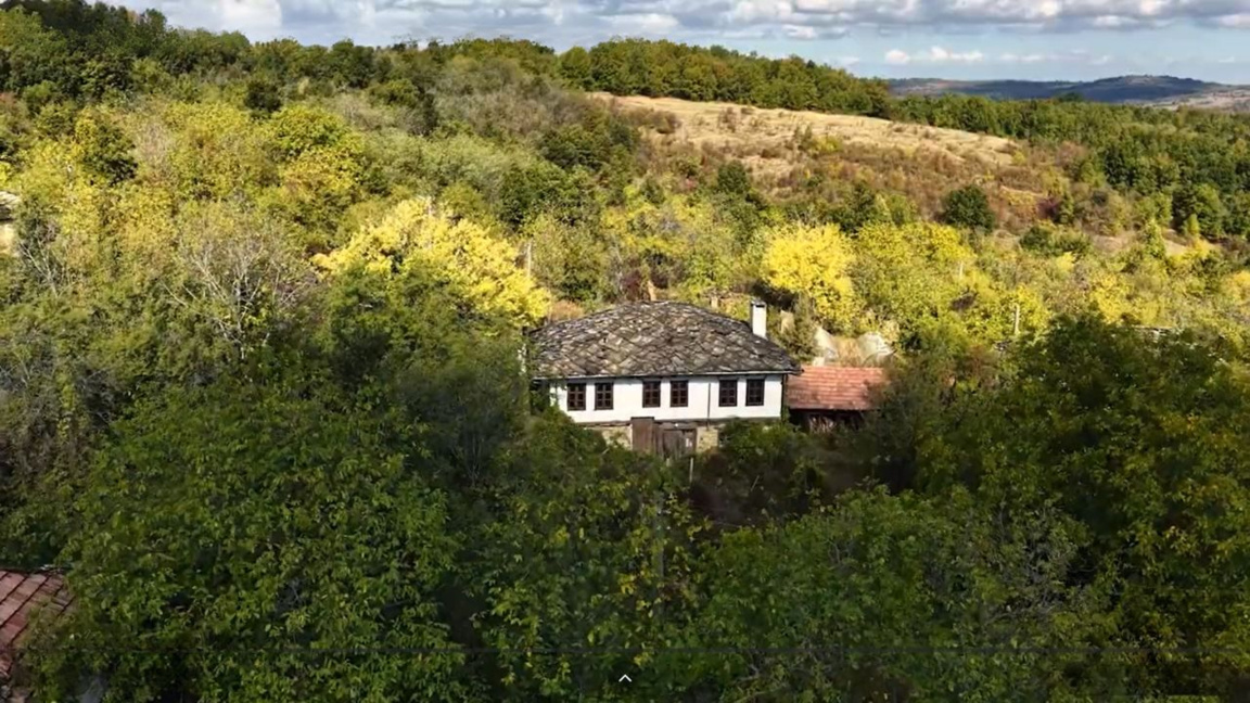 "От камък и дърво"… в Екс ан Прованс разказват за обезлюдените български селища