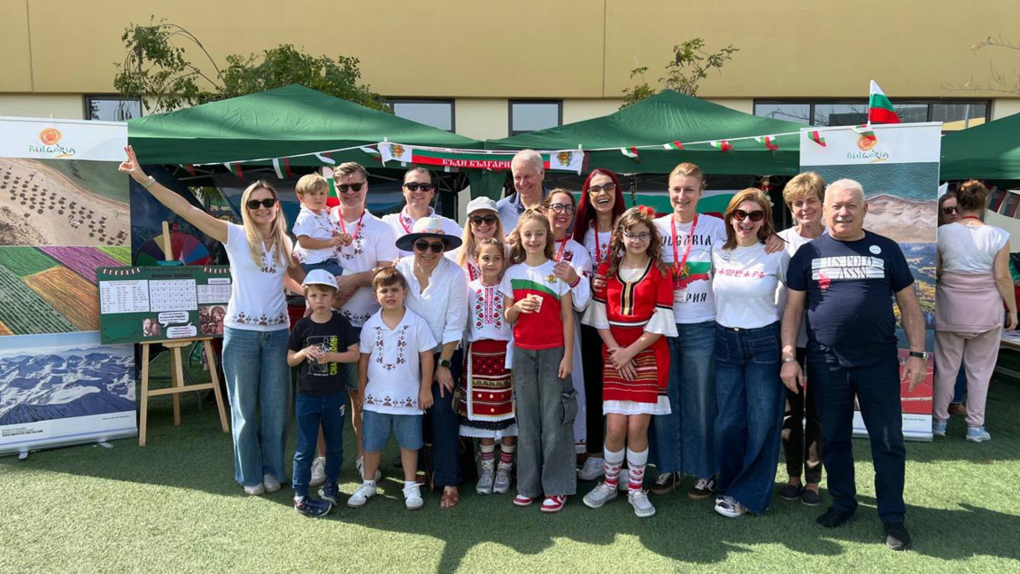 Учениците от БНУ "Камбана" представиха България в Абу Даби