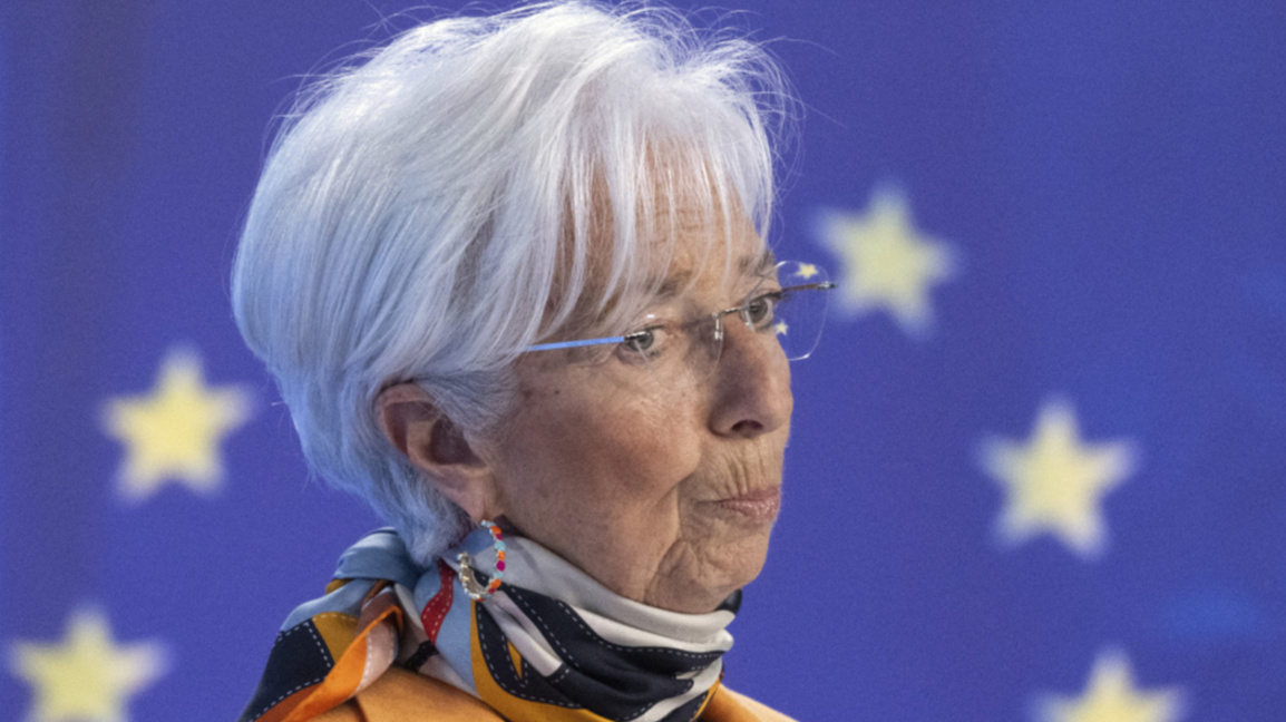 Президентът на ЕЦБ Кристин Лагард остава...