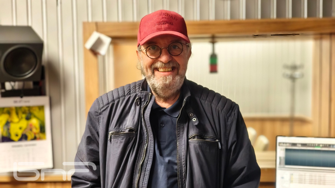 Антон Митов