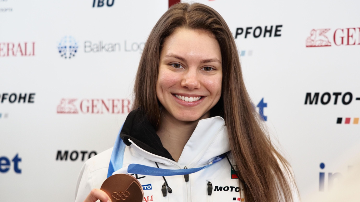 Лора Христова: Сега ще наваксам със семе...