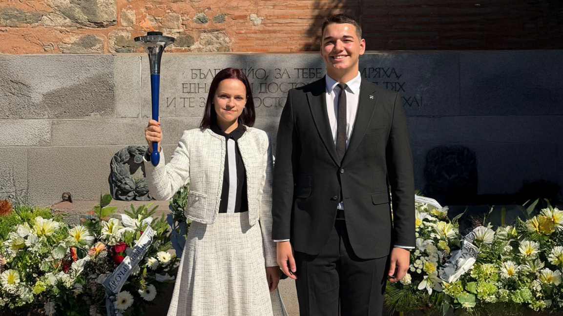 България търси своите нови младежки деле...