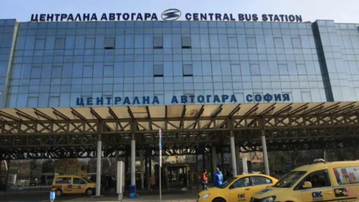 Извънредни 20 автобуса за Коледа на стол...