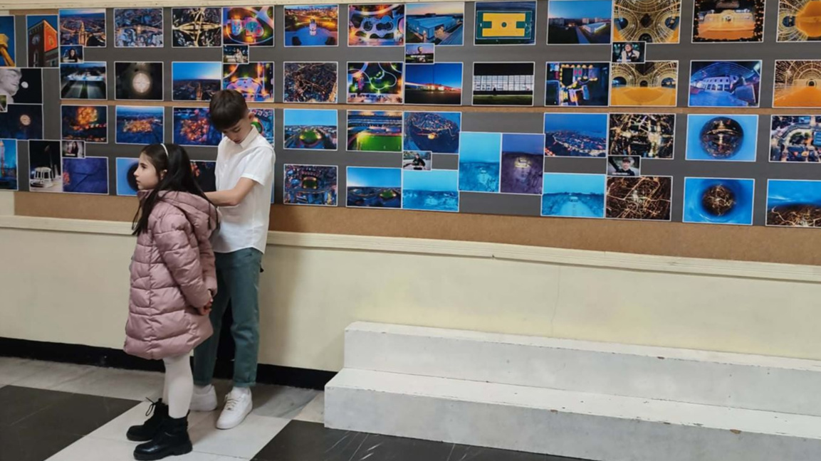 Три поколения фотографи показват красота...