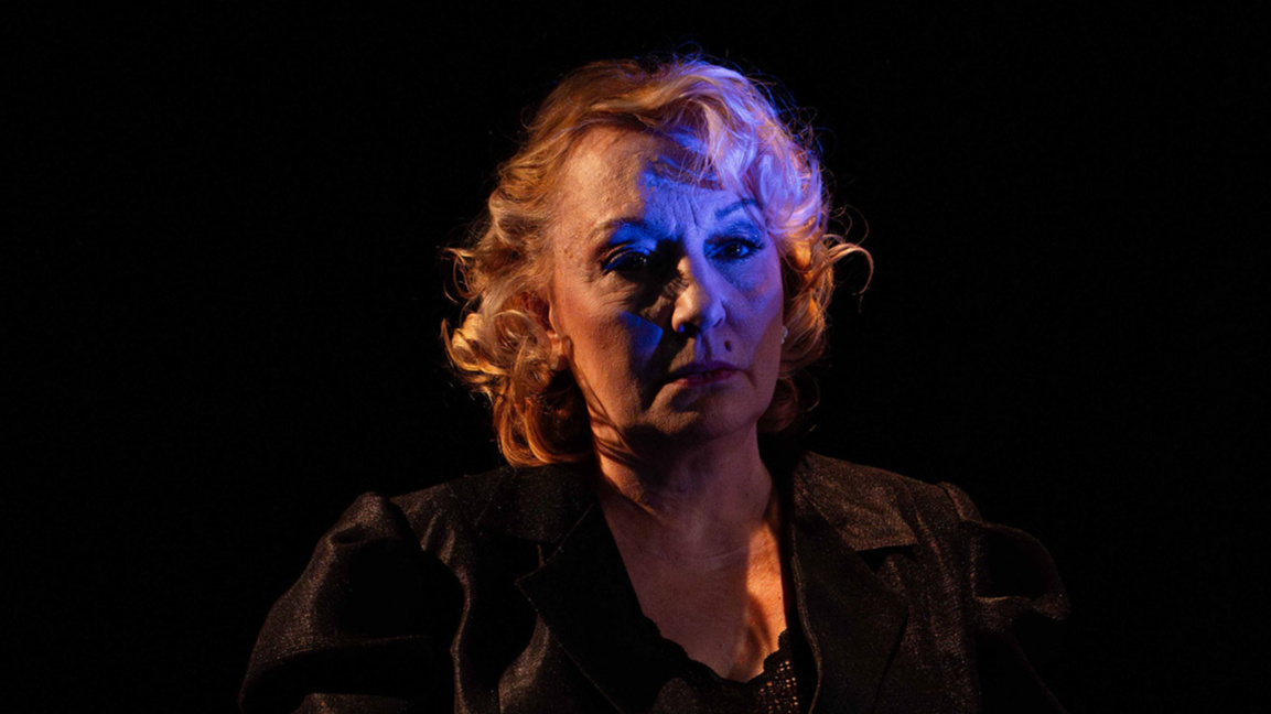 Вяра Табакова: Харесвам артисти, които м...