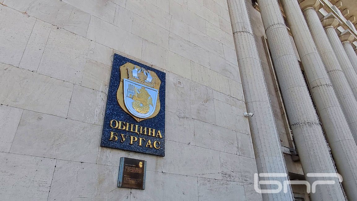 Кметът Николов изказа съболезнования на ...