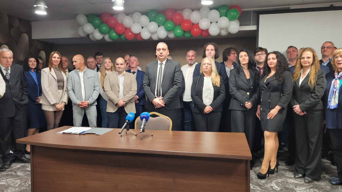 Бъдещата партия  „Трети март“ приема за ...