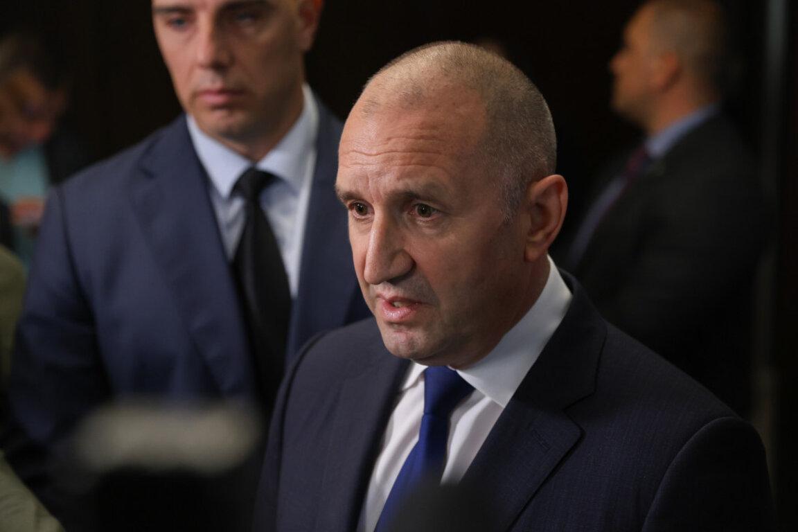 Президентът Румен Радев.
